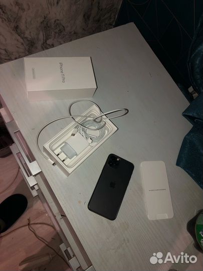iPhone 11 Pro, 64 ГБ