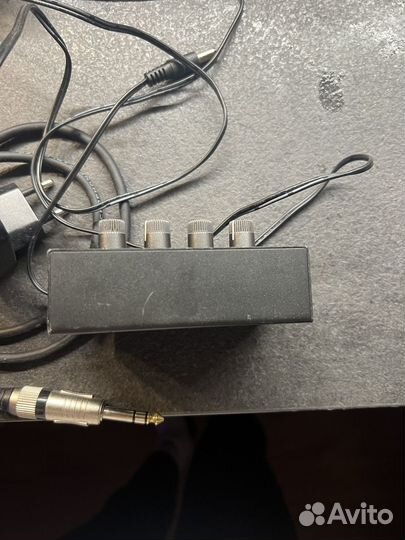 Усилитель звука для наушников behringer ha400