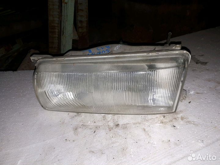 Фара правая Nissan Sanny b13