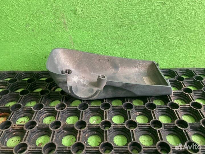 Крышка крепления кронштейна зеркала MAN TGA