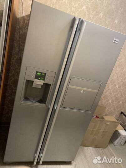Холодильник бу LG