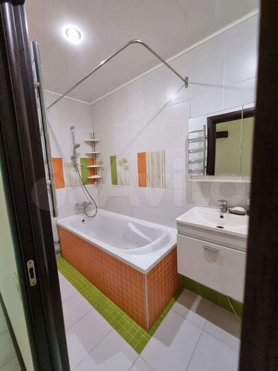 2-к. квартира, 66,8 м², 10/10 эт.