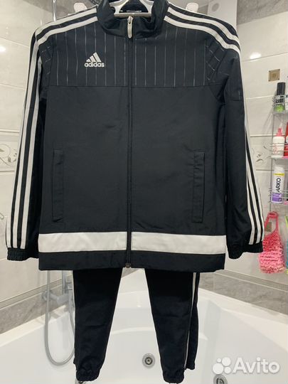 Adidas костюм