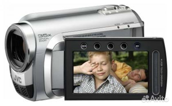 Цифровая видеокамера JVC