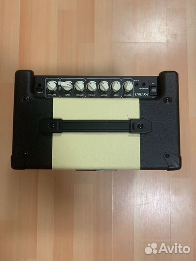 Гитарный комбоусилитель cort