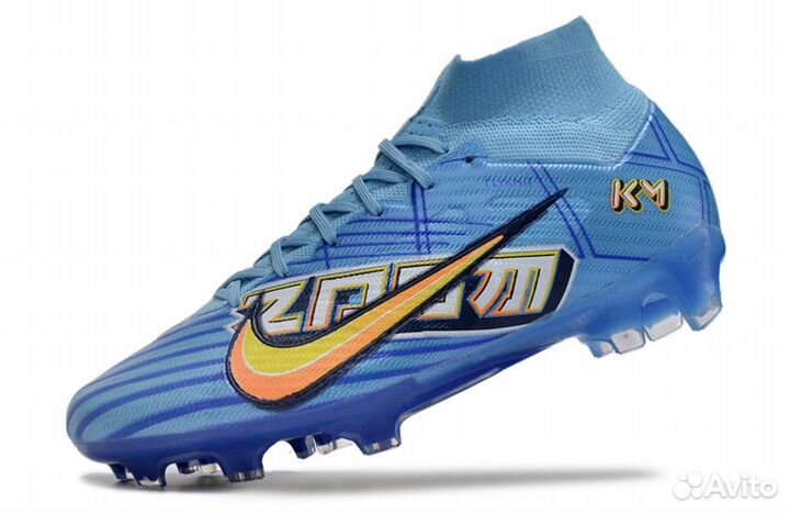 Футбольные бутсы nike