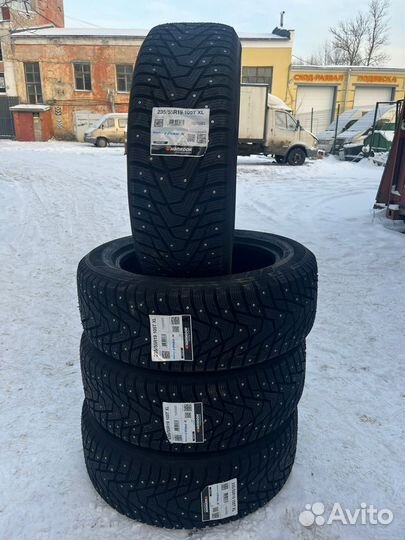 Hankook Winter i'Pike X W429A 235/55 R19 105T