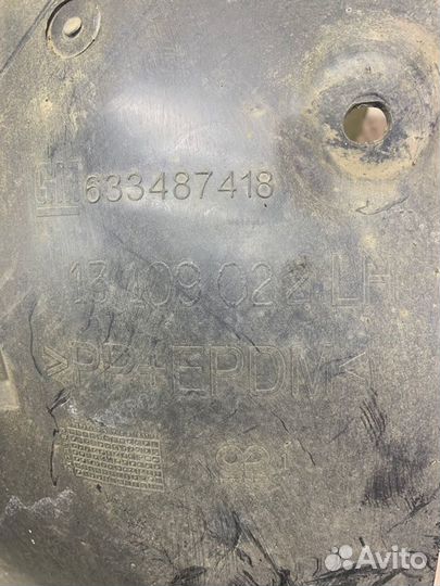 Подкрылок передний левый Opel Corsa C хетчбэк 5-ти