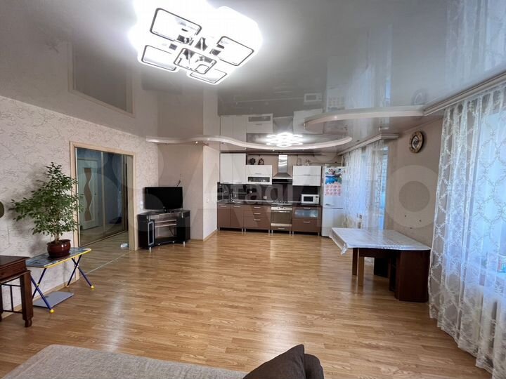 3-к. квартира, 80 м², 3/9 эт.