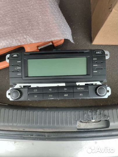 Штатная магнитола Фольксваген тоуран