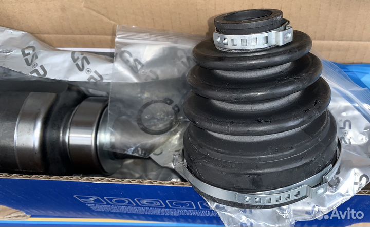 Полуось комплект