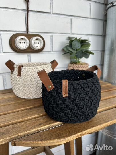 Корзина вязаная