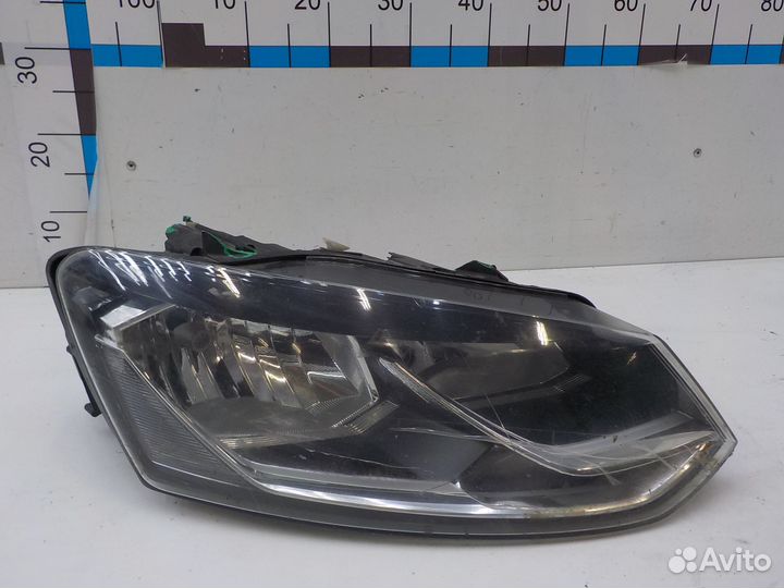 Фара правая Volkswagen Polo (Sed RUS) 2015