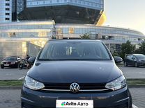 Volkswagen Touran 2.0 AMT, 2020, 187 000 км, с пробегом, цена 1 870 000 руб.