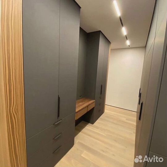 Распашной шкаф на заказ