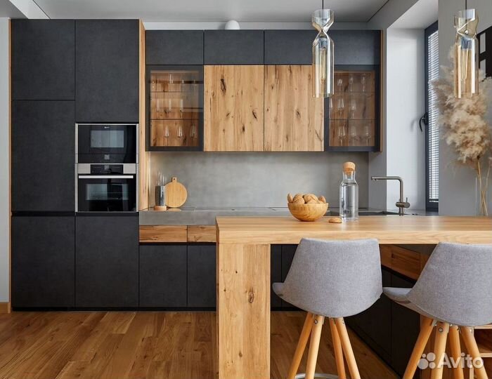 Экологичная кухня под потолок