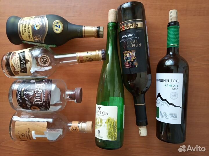 Бутылки стеклянные с пробкой