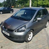 Honda Jazz 1.3 CVT, 2005, 400 000 км, с пробегом, цена 610 000 руб.