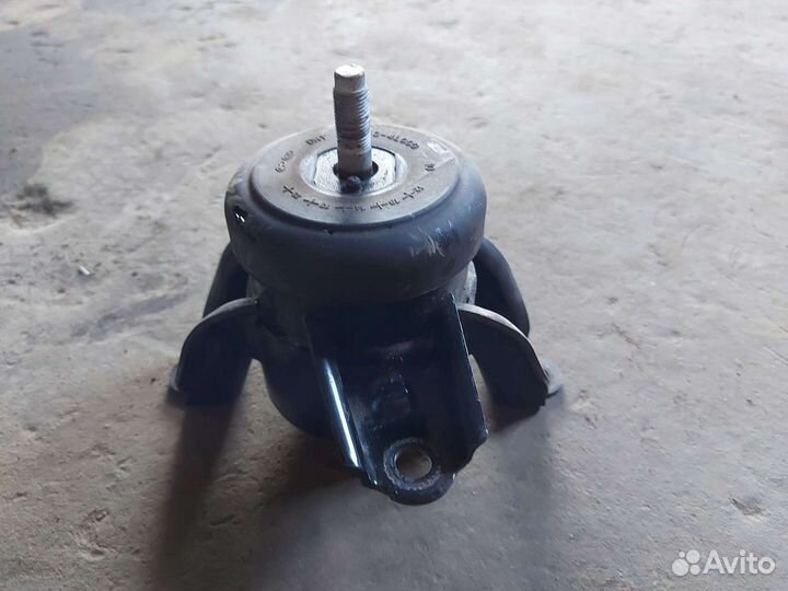 Подушка опора двигателя правая kia rio 3 1.4