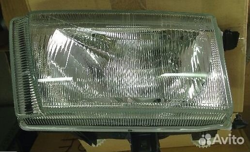 Передняя левая фара VW Caddy или Polo
