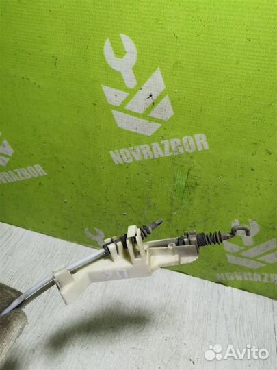 Трос открывания задней двери Ауди 80 90 Б3