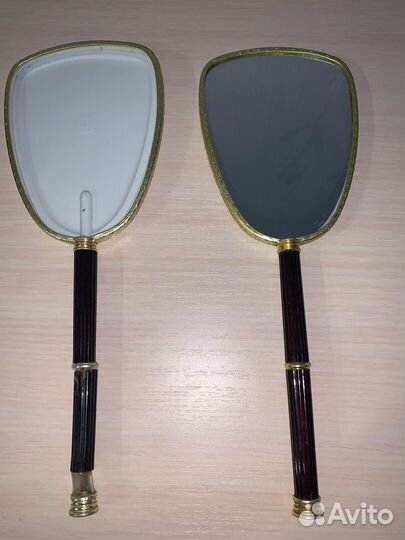 Ручное зеркало и расчёска СССР винтажные