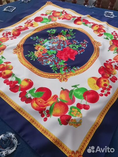 Яркий итальянский платок Фрукты