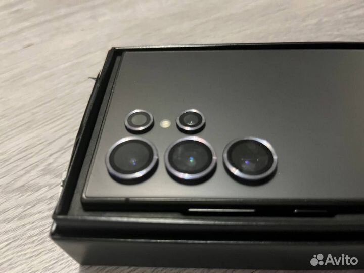 Samsung Galaxy S24 Ultra, 12/512 ГБ