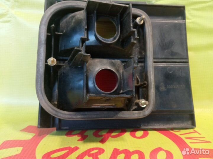 Стоп-сигнал задний левый Volkswagen Passat B3