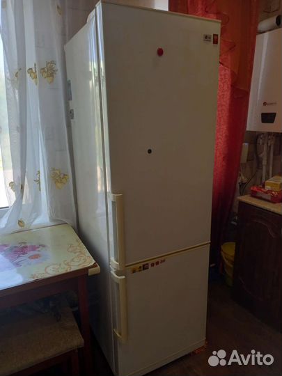 Холодильник бу lg