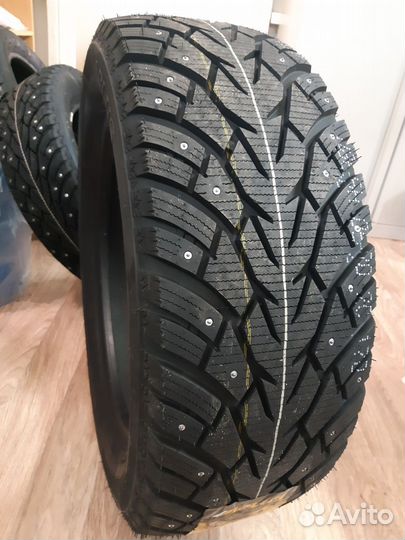 Aplus A503 215/55 R17 98H
