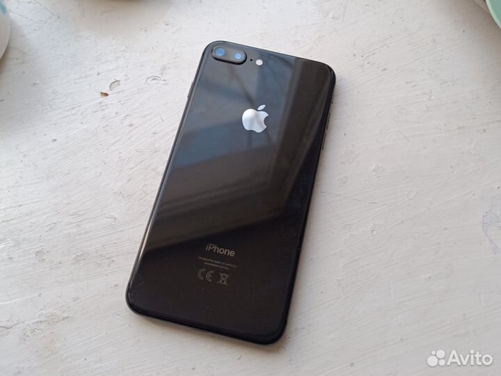 iPhone 8 Plus, 64 ГБ
