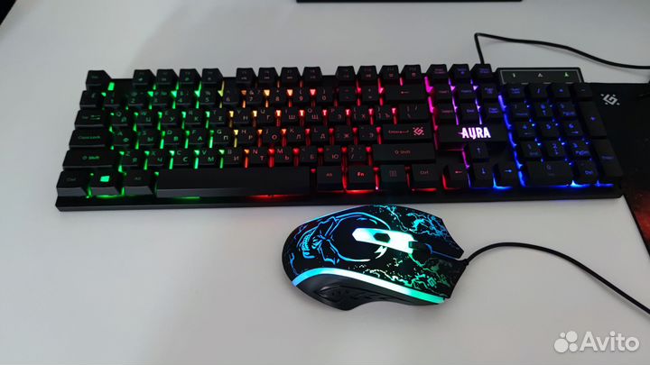 Игровая клавиатура+мышь+коврик Defender