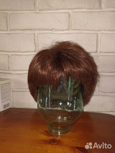 Парик из искусственных волос