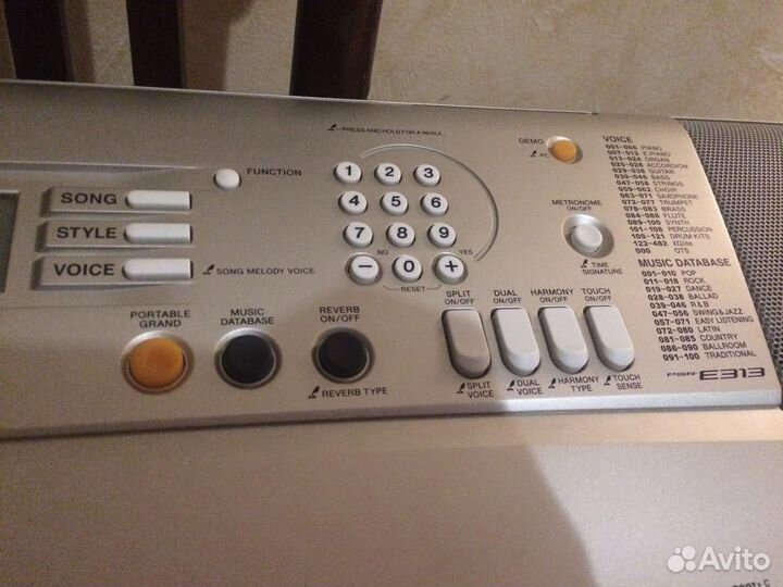 Синтезатор Yamaha PSR E313