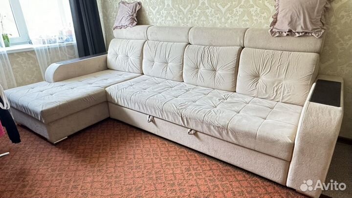 Большой угловой диван раскладной