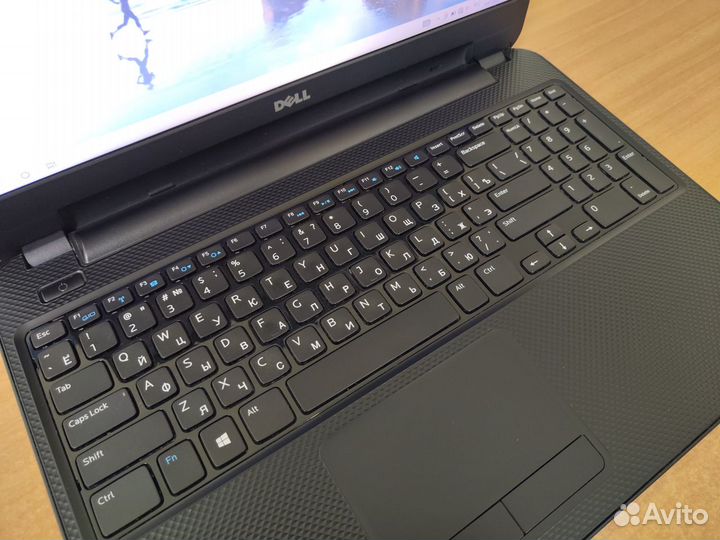 Ноутбук для учебы, работы, дома / ssd / Dell