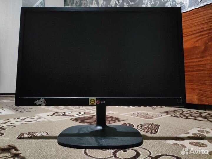 Монитор LG