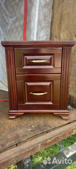 Тумба прикроватная массив