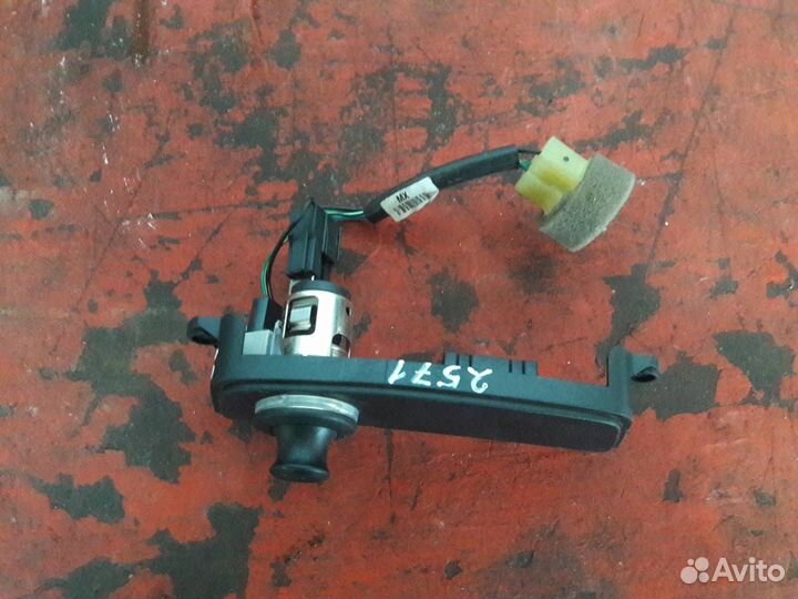 Прикуриватель SsangYong Actyon 2 2011 201006520