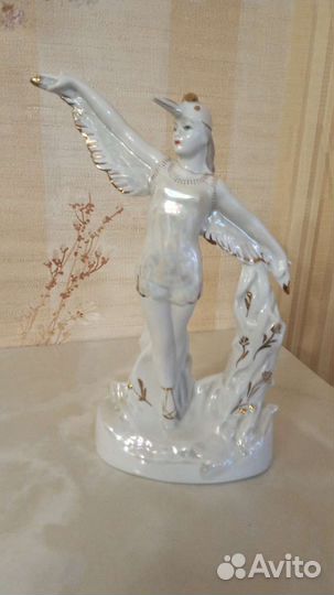 Фарфоровая статуэтка СССР