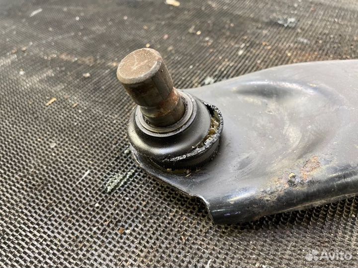 Рычаг подвески передний левый Mazda Mazda6 GJ