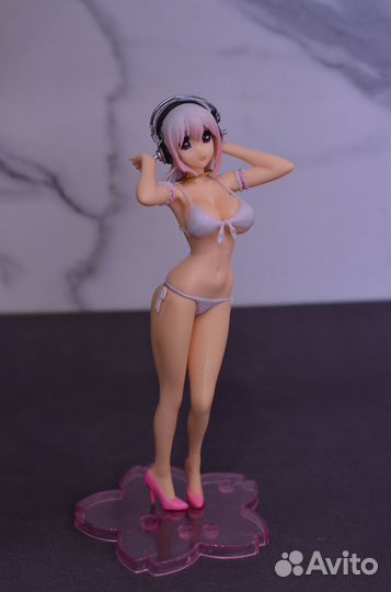Фигурки аниме Super Sonico