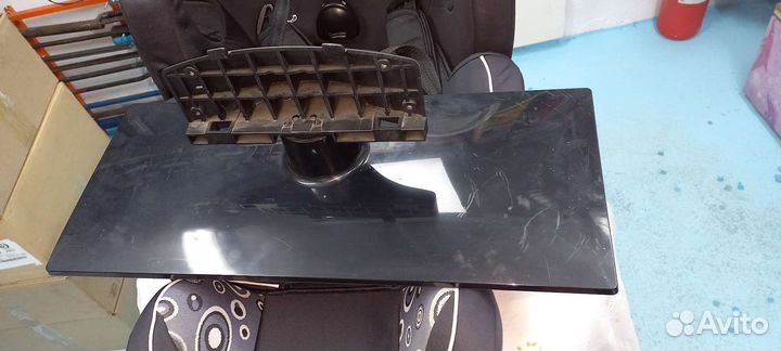 Подставка для телевизора