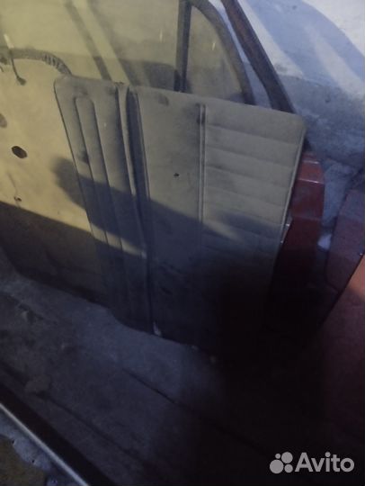 Продам двери ваз 2105