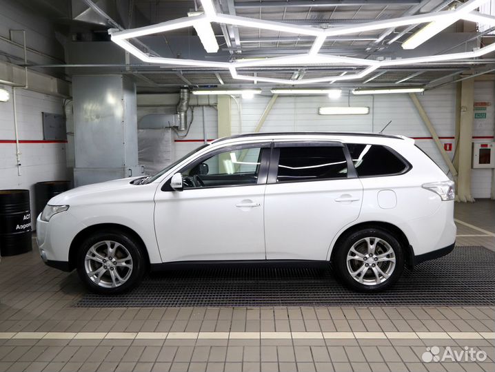 Mitsubishi Outlander 2.4 CVT, 2013, 270 000 км