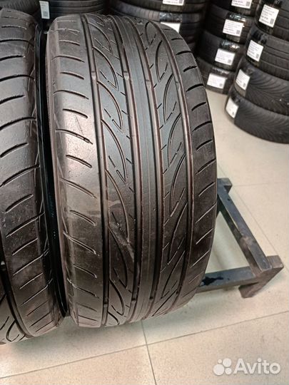 Yokohama Advan Fleva V701 225/45 R17 94W