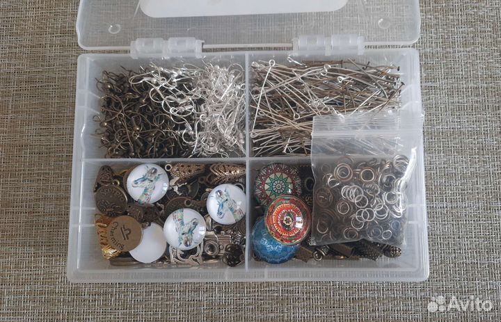 В доставке Фурнитура для создания украшений
