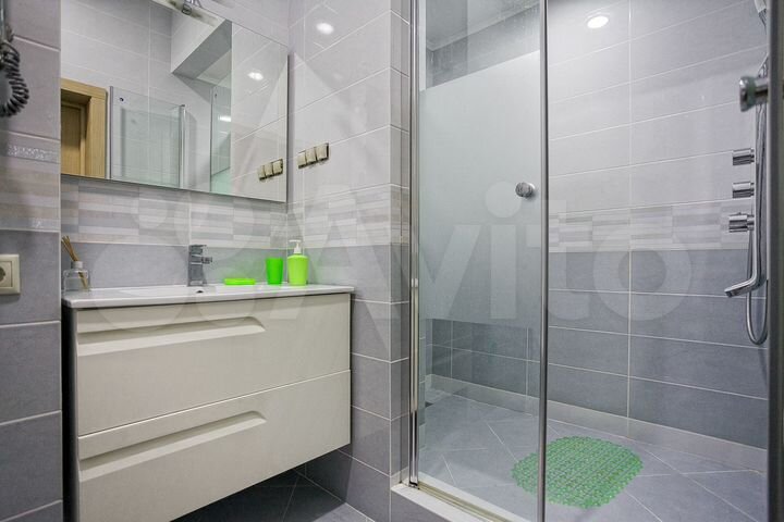 3-к. квартира, 90 м², 3/17 эт.