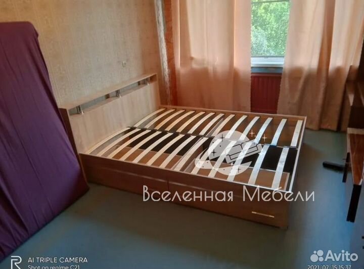 Кровать двухспальная